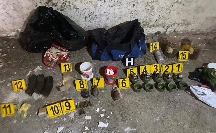 Policia gjen sërish armë dhe municion në veri