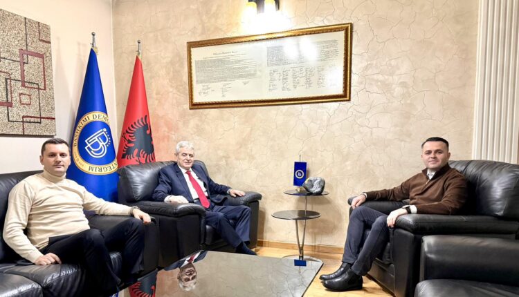 Emir Sulejmani falënderon Ali Ahmetin: Dega e Zhelinës do të jetë më e fortë, e bashkuar dhe në shërbim të qytetarëve