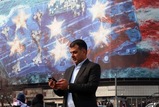 Djali i presidentit iranian kërkon heqjen e kufizimeve të internetit