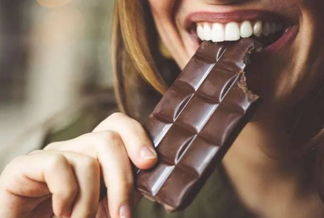 Ju pëlqejnë çokollatat? Kujdes me konsumin e tyre, ja çfarë dëmesh sjellë ngrënia e tepërt e tyre…