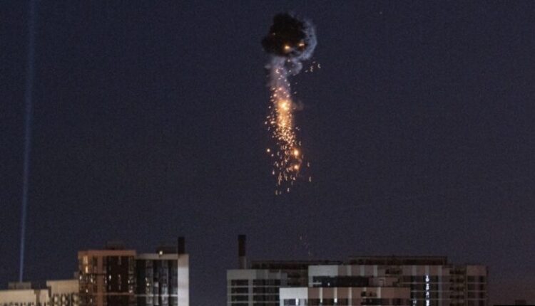 Kievi dhe qytete të tjera ukrainase janë përfshirë sërish nga sulme masive ruse me dronë dhe raketa