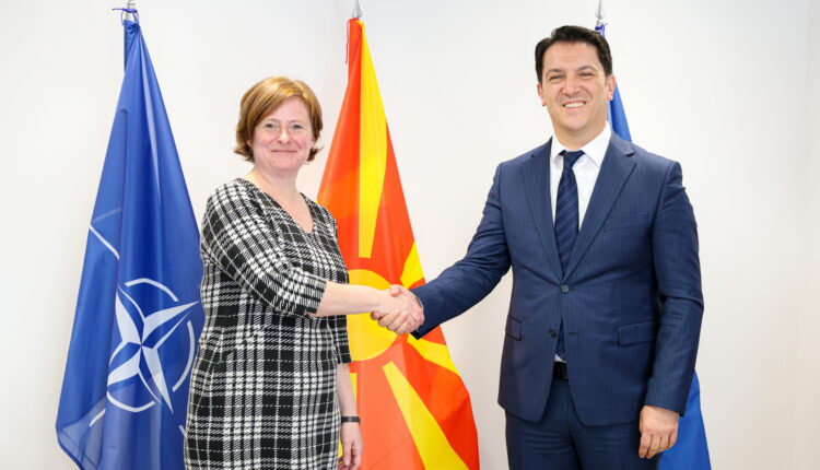 Bekim Sali  takoi Ambasadoren e Gjermanisë