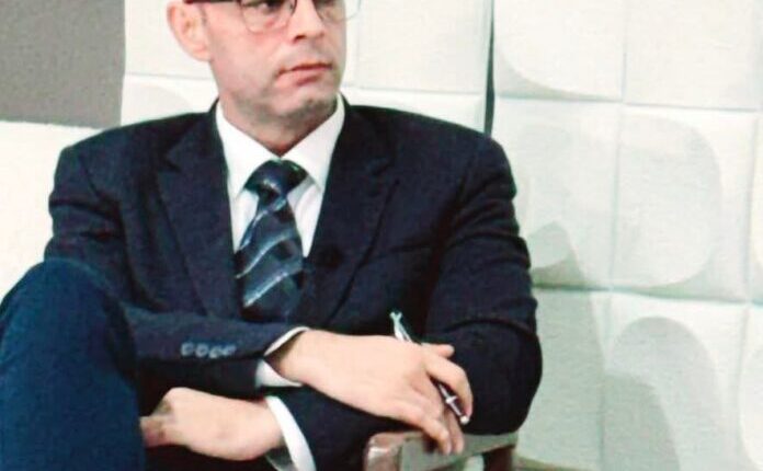 Gazetari nga Gostivari braktis vendlindjen dhe merr rrugën drejt mërgimit