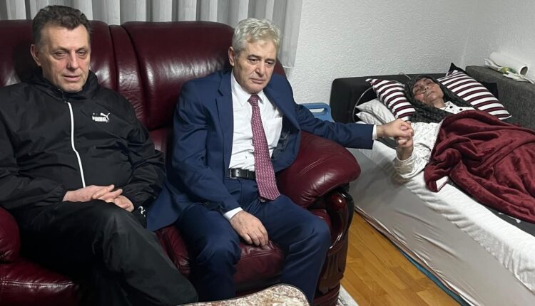 Ali Ahmeti shpreh ngushëllime për ndarjen nga jeta të nënës së Sadulla  Durakut