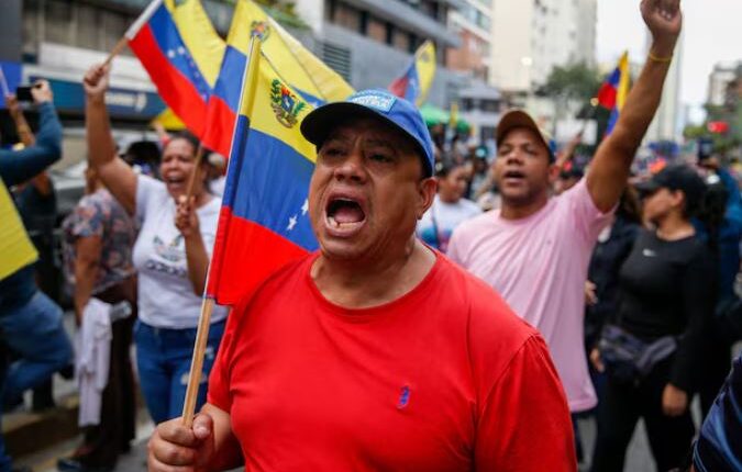Venezuela urdhëron arrestimin e mbështetësve të sulmit amerikan