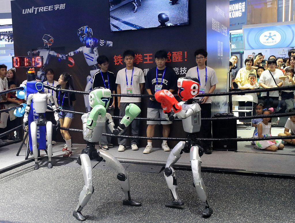 Firmat kineze kryesuan prodhimin global të robotëve humanoidë në vitin 2025