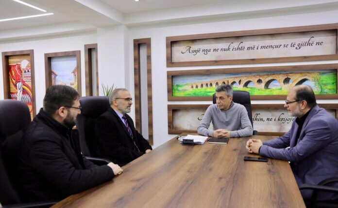 Izet Mexhiti: Solidariteti dhe humanizmi janë matësi i vërtetë i suksesit të Komunës së Çairit