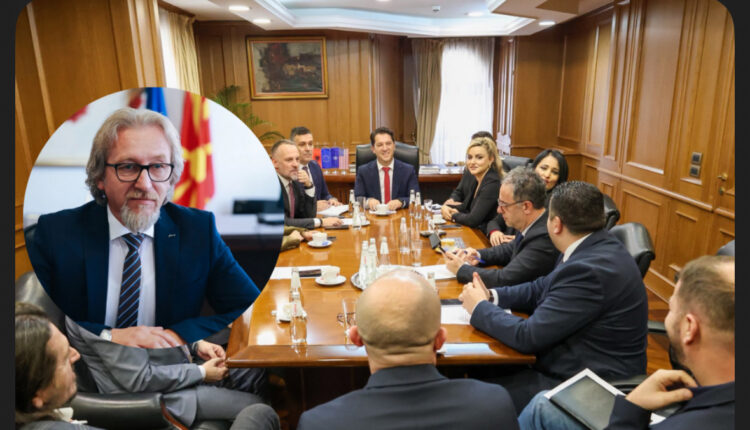 Zv.Kryeministri Sali në takim koordinativ me ekzekutivin nga radhët e VLEN-it. Mungon Limani