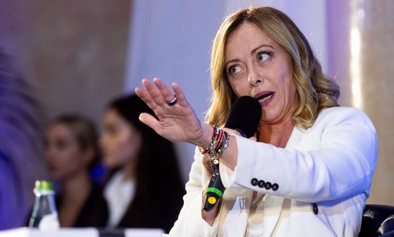 Maloney  Nuk do ta mbështesja një sulm amerikan ndaj Grenlandës  por ata duhet të jenë atje