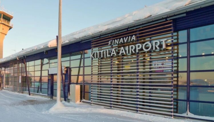 Temperaturat -37 gradë Celsius bllokojnë mijëra turistë në Finlandë