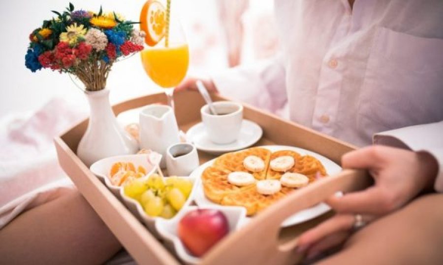 Gabimet që bëni kur hani mëngjes  çfarë duhet të shmangni