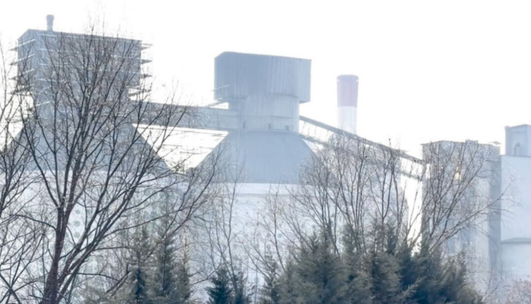 Nesër protestë para çimentores “USJE”! Ambientalistët kërkojnë mbylljen e fabrikës së çimentos