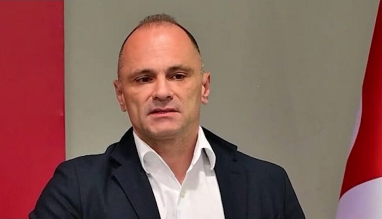 Çdokush që takohet me Mickoskin bëhet bashkëpjesëmarrës në korrupsionin e tenderëve, thonë nga LSDM