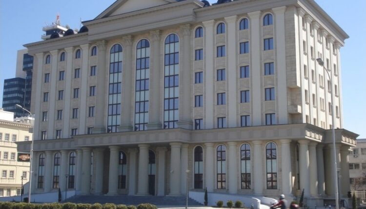 Pa pasaporta dhe ndalim pune: Gjykata Penale cakton masa për 9 punonjësit e DAP-it