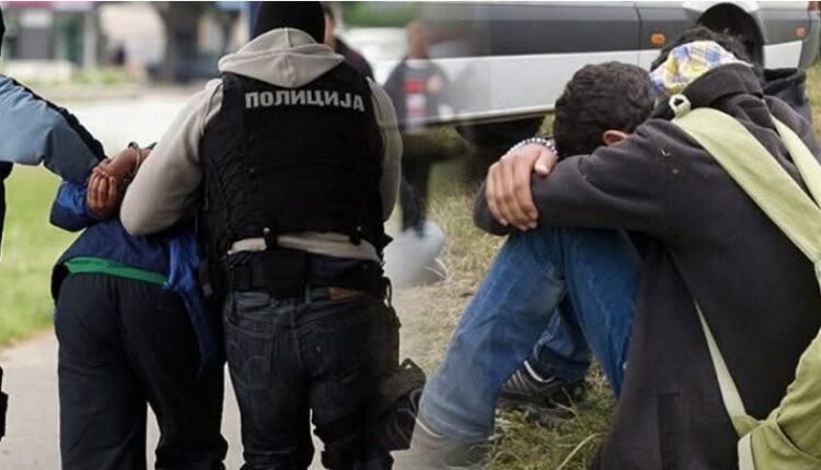 Dy shtetas turq arrestohen në autostradën Gjevgjeli–Shkup, ne veturën e tyre kapen 4 migrantë ilegalë nga Egjipti