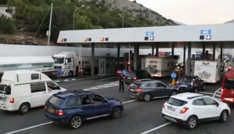 Dy persona ndalohen për kalim ilegal të kufirit në Leposaviq