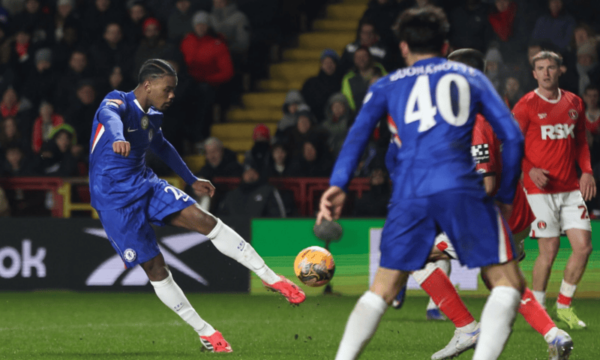Chelsea kalon lehtësisht Charltonin dhe avancon në FA Cup
