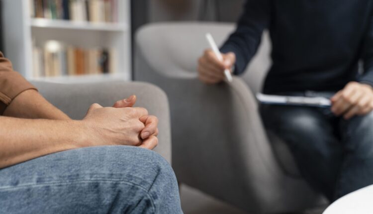 Mbi një milion njerëz çdo javë shfaqin tregues shqetësues kur bisedojnë me ChatGPT