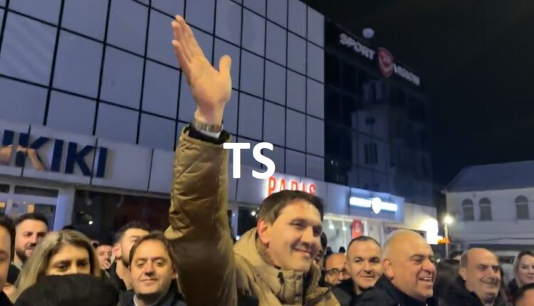 Isen Shabani i çon të fala Zuli Demirit nga qendra e Gostivarit: “GOODBYE FOREVER” (VIDEO)