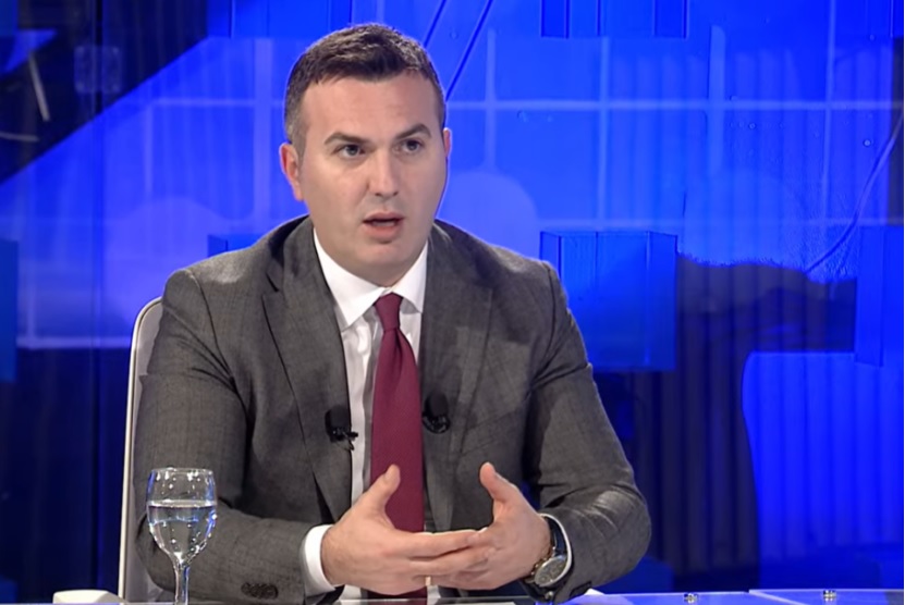 Ademi  Qëndrojmë në kërkesën se duhet të ketë zgjedhje të parakohshme parlamentare