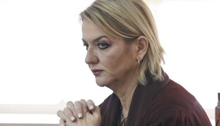 EKSKLUZIVE: Emrat shqip, Gjykata Kushtetuese kundër “Dervish Carës” dhe “Dëshmorëve” në Tetovë!