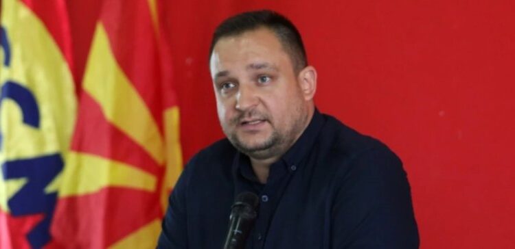 Trendafilov me thirrje për punëtorët: Është koha të dalim dhe të luftojmë për paga më të mira