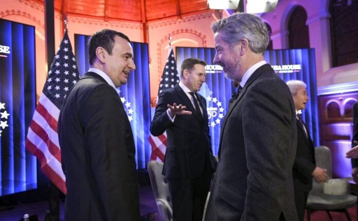 Kurti prezanton Kosovën në skenën globale: Ftesë nga SHBA, takime strategjike dhe premtime për transparencë nga Davosi