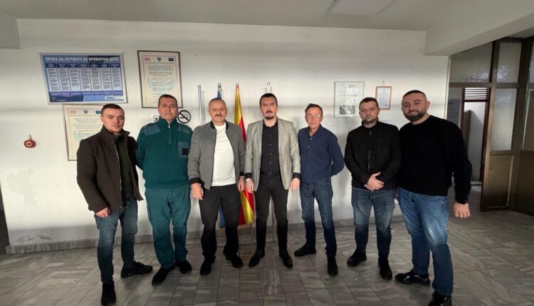 Qarkullim i trefishuar në pikën kufitare Bllatë!