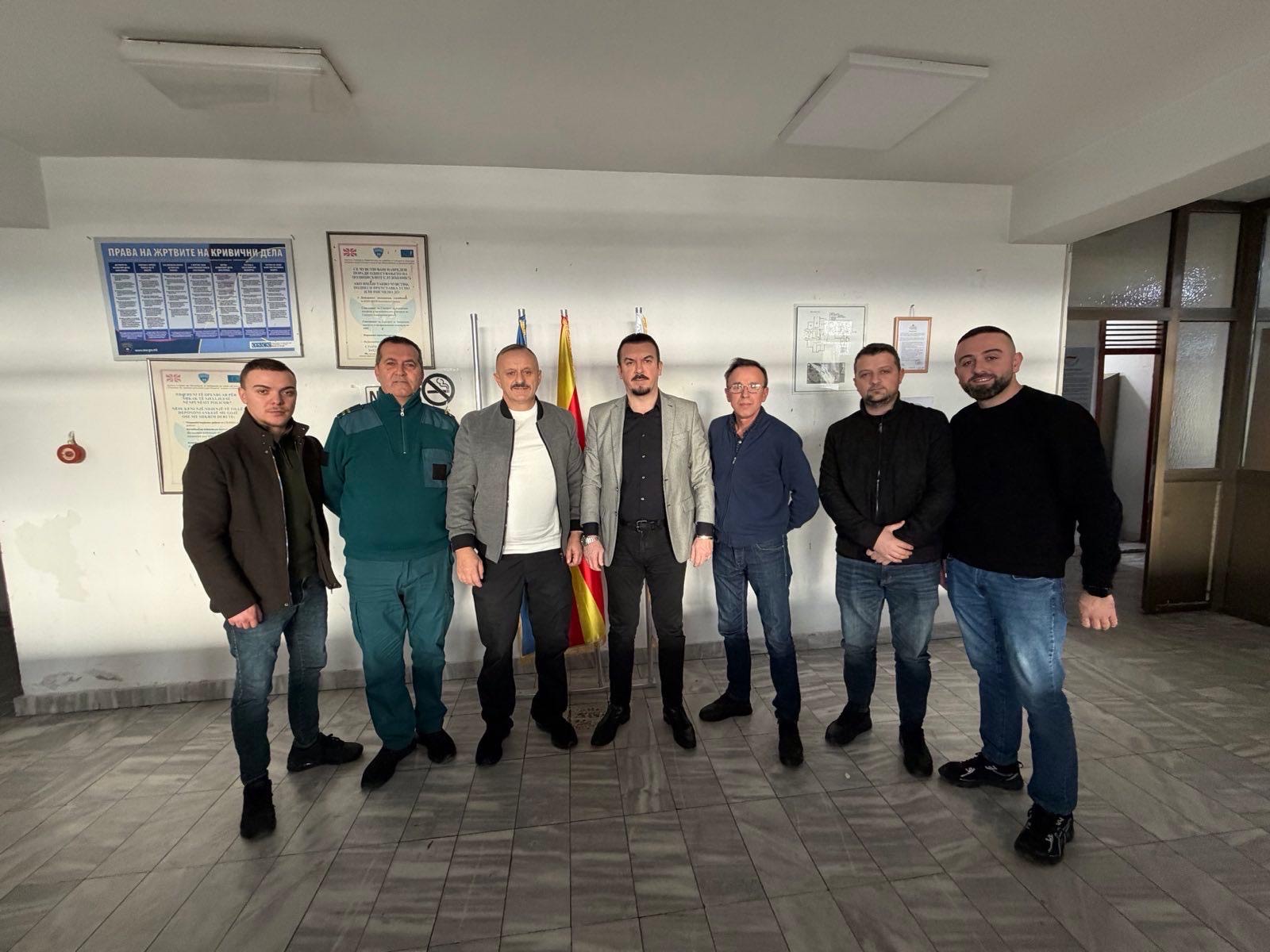 Qarkullim i trefishuar në pikën kufitare Bllatë 