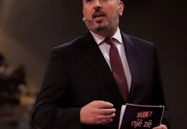 Fazliu: “Spërkatja fetare”, porosi e rrezikshme politike