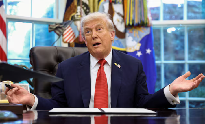 Trump paralajmëron Iranin: Nëse qëlloni protestuesit, do të godasim fort