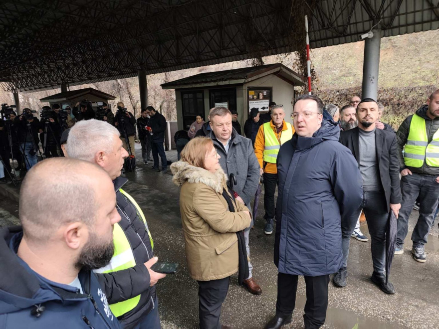 Brukseli pranon kërkesat e Maqedonisë  zgjidhet problemi i transportuesve