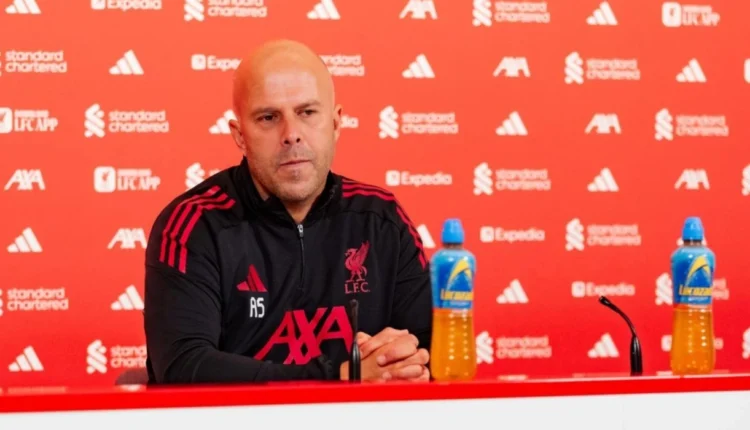 Arne Slot flet për lëvizjet e mundshme për transferime gjatë janarit