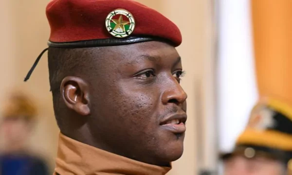 Junta ushtarake thotë se është parandaluar një komplot për të vrarë udhëheqësin e Burkina Fasos