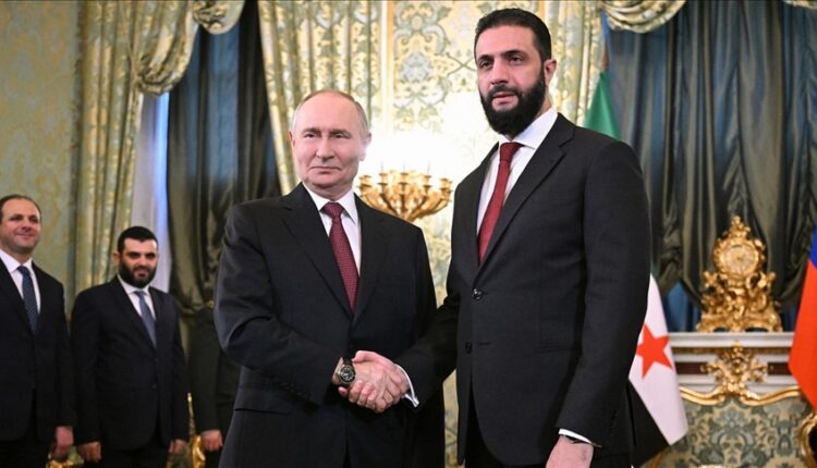 Putini përgëzon homologun sirian për progresin në rivendosjen e integritetit territorial