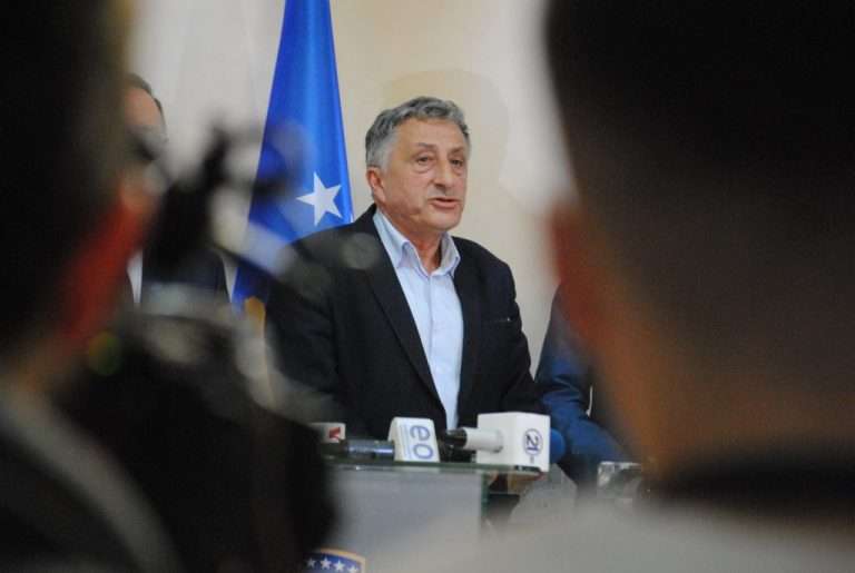 Vërshimet nga shiu  SBAShK  Procesi mësimor s fillon pa kushte të sigurta për punë dhe mësim