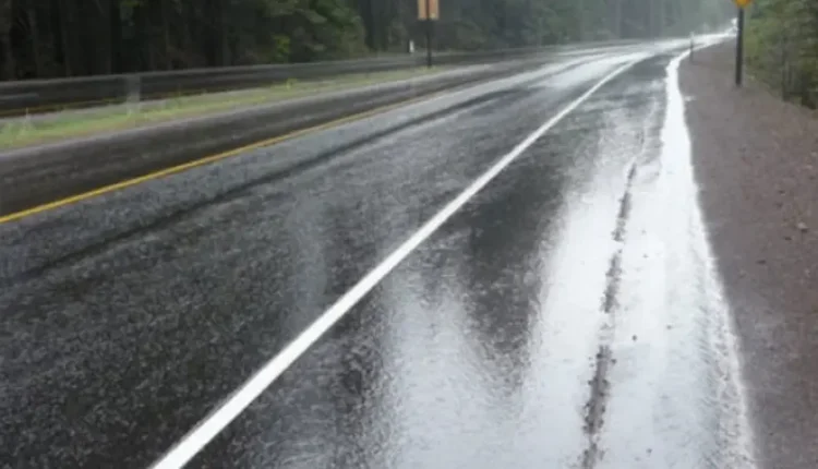 Komunikacioni në rrugët shtetërore zhvillohet në kushte dimërore, të gjitha akset rrugore janë të kalueshme