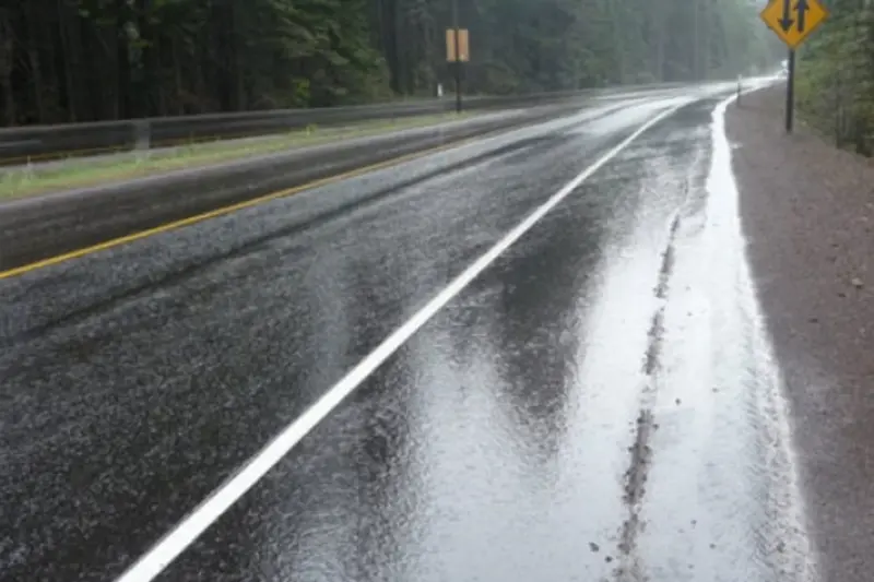 Komunikacioni në rrugët shtetërore zhvillohet në kushte dimërore  të gjitha akset rrugore janë të kalueshme