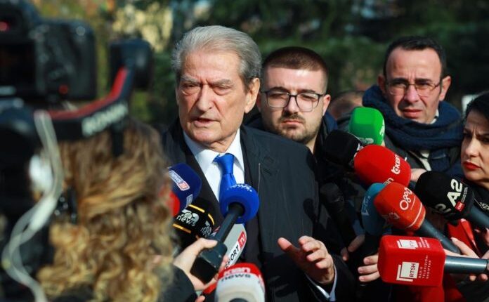 Berisha: Në protestën e djeshme u hodh gaz lotsjellës i skaduar