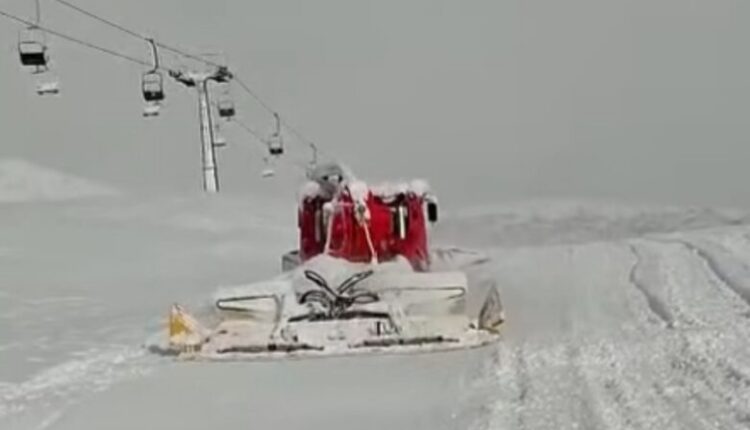 Në Kodrën e Diellit shtresa e borës është 30 centimetra