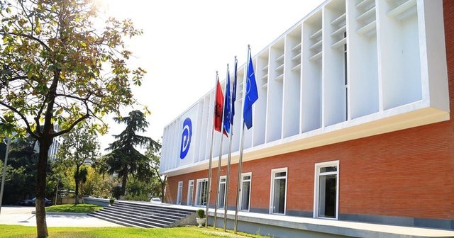 Protesta kombëtare e PD  më 24 janar  Vendimet që pritet të merren në tryezën e Berishës me forcat opozitare