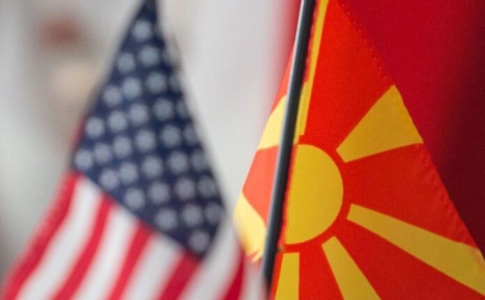 Siljanovska Davkova: Nuk ka ndryshime në marrëdhëniet me SHBA-në, vendimi për vizat është për shkak të politikës kufizuese të imigracionit