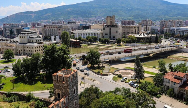 Një milion denarë për përmendoren e ish-kryetarit të Shkupit