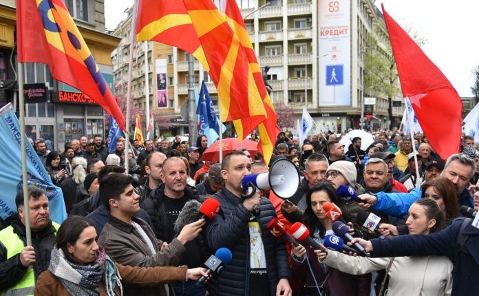 Sindikata me ultimatum: Grevë e përgjithshme nëse rrogat nuk rriten