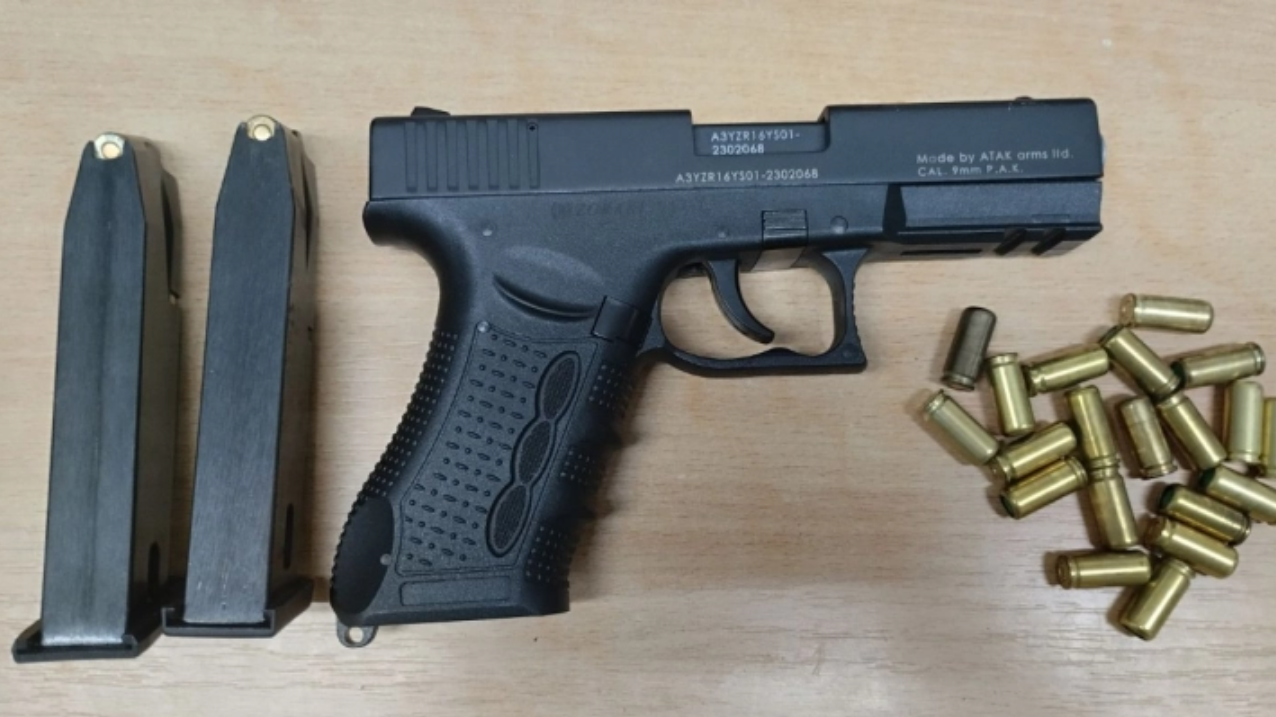 Privohet nga liria 37 vjeçari nga Shkupi  i është gjetur një pistoletë me dy krehra me 41 fishekë