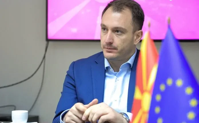Andonovski: “Roaming si në shtëpi me BE-në” për qytetarët është përfitim i madh