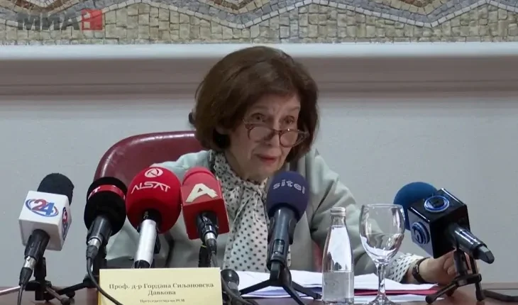 Siljanovska – Davkova: Është mirë që do të ketë ligj të ri për falje, sepse i vjetri nuk i ngjan ligjit
