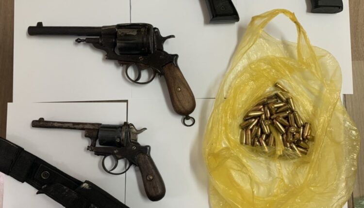 Bastisje në Kavadar, gjenden armë dhe municion, arrestohet një person