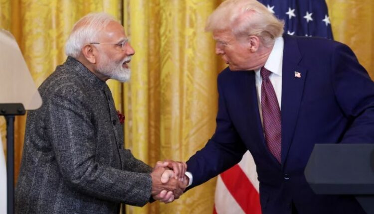 SHBA ul tarifat ndaj Indisë në 18%, India ndalon blerjet e naftës ruse