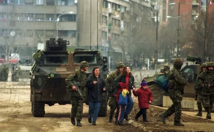 Kurti kujton masakrën e shkurtit të vitit 2000 në Mitrovicë: Populli i Kosovës nuk harron asgjë dhe askë